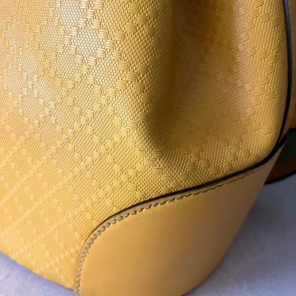 Authentic Gucci bag - Picture 7 of 11